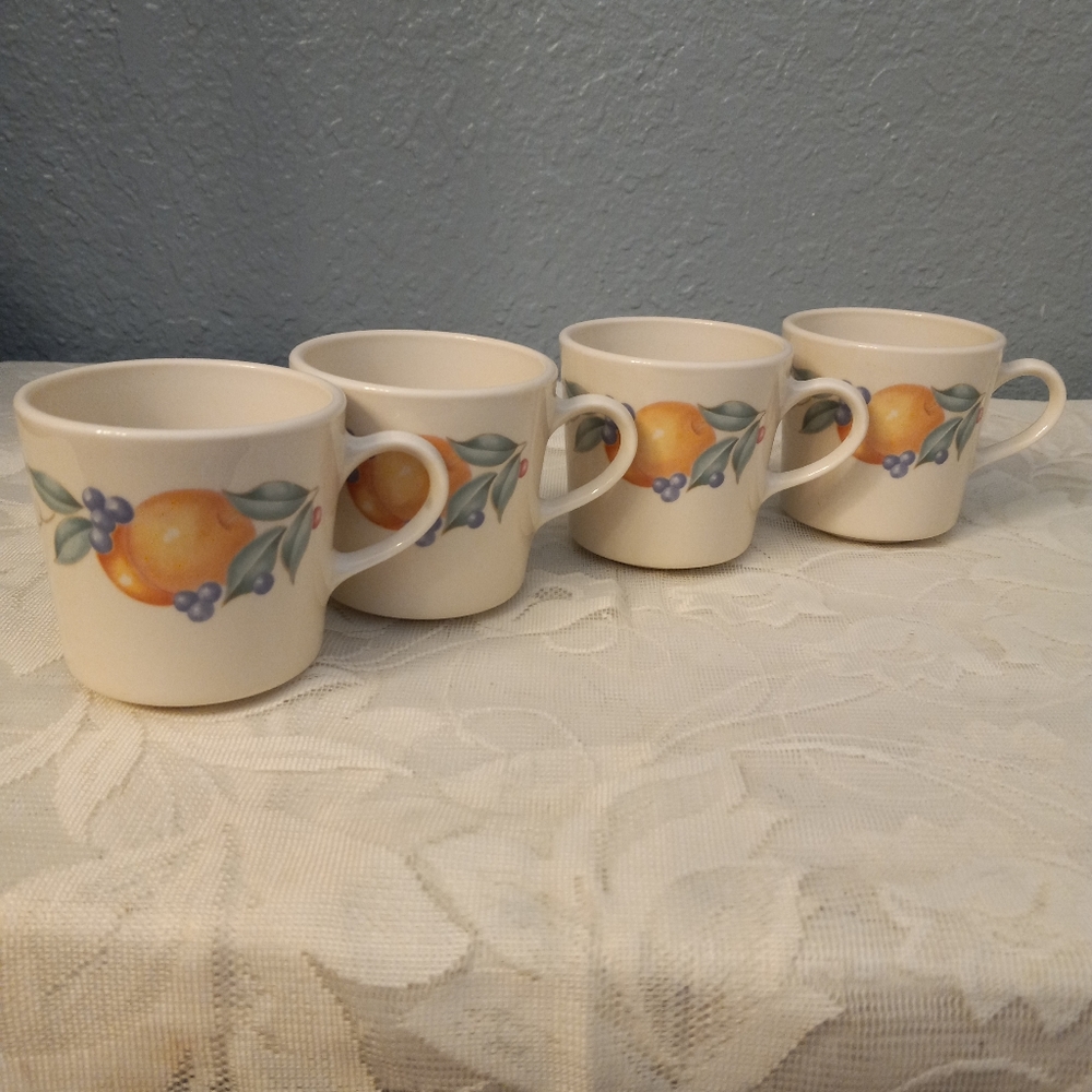 VINTAGE CORNINGWARE ABUNDANCE PATTERN MUGS